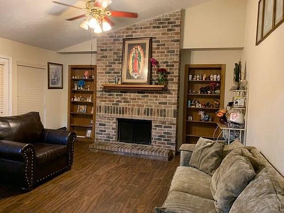 5th image of 5733 Diana Dr