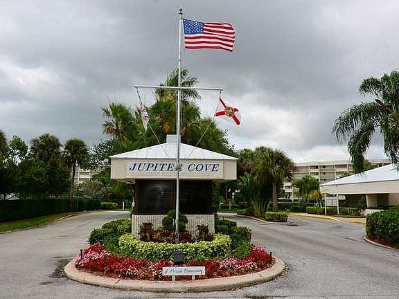 2nd image of 1748 Jupiter Cove Dr APT 317