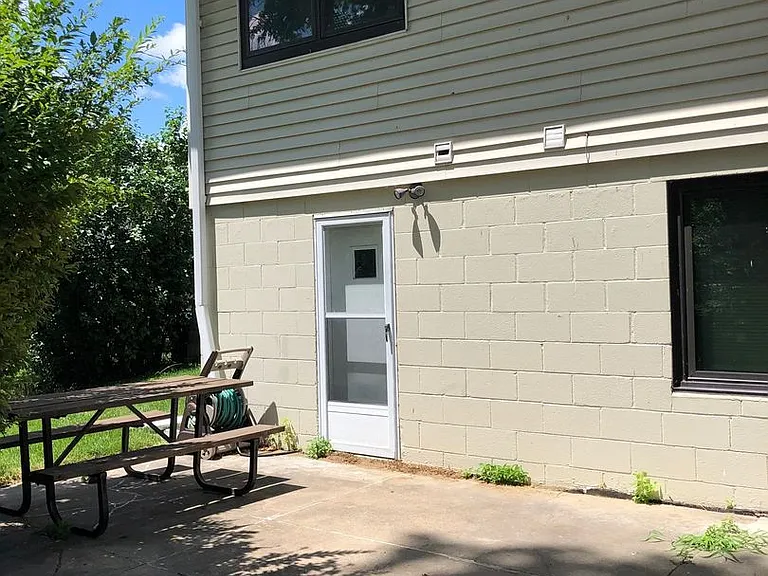 7639 Wright St — Photo 22