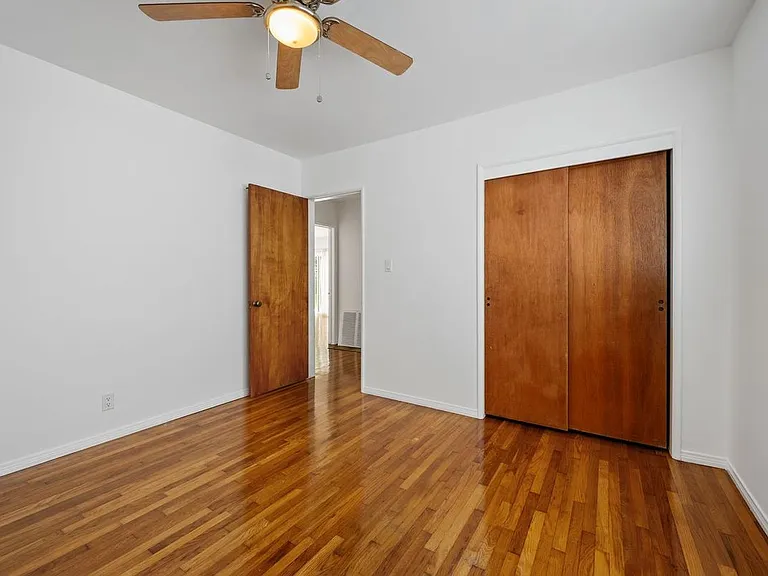 26015 Crest Rd — Photo 20