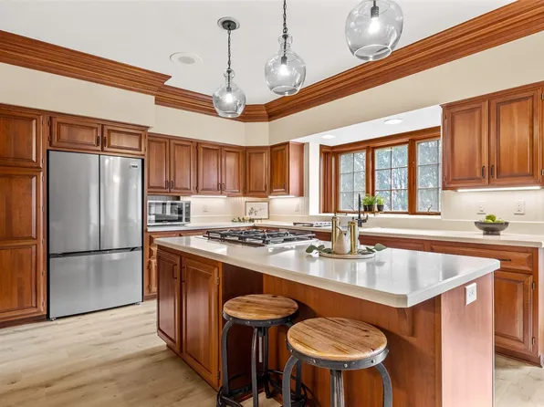 2010 Spoon Creek Ct SE, Cedar Rapids, IA 52403