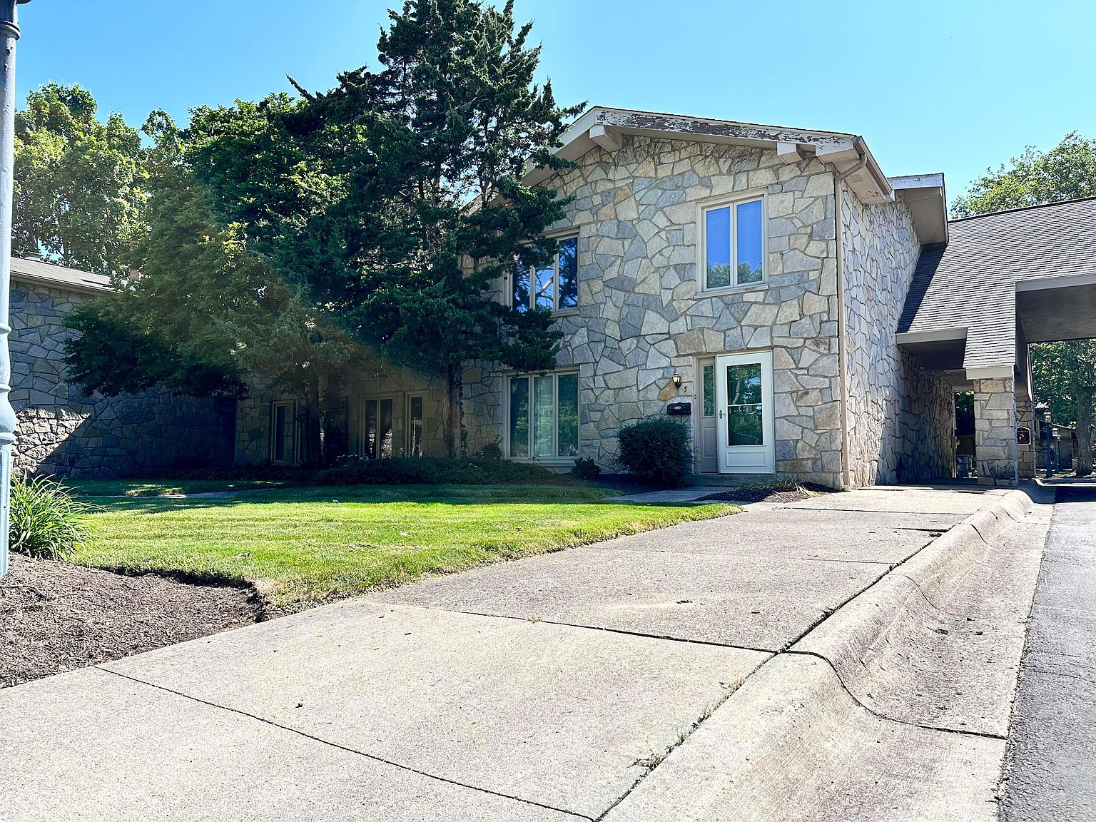 3600 Reed Rd UNIT 6, Columbus, OH 43220 | Zillow