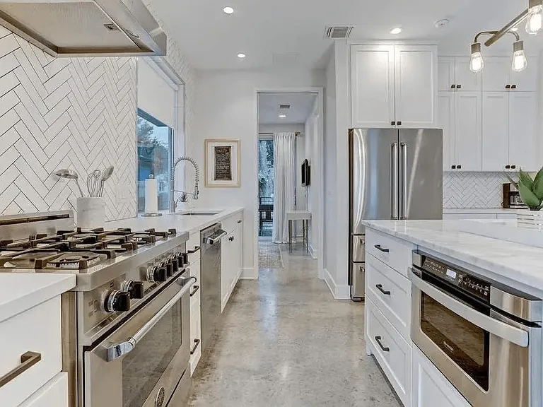 2209 Iva Ln #A — Photo 18