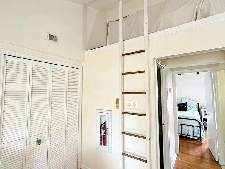 1124 Rodman St #3 — Photo 6