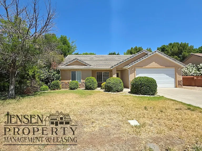 1849 S Halter Cir — Photo 1