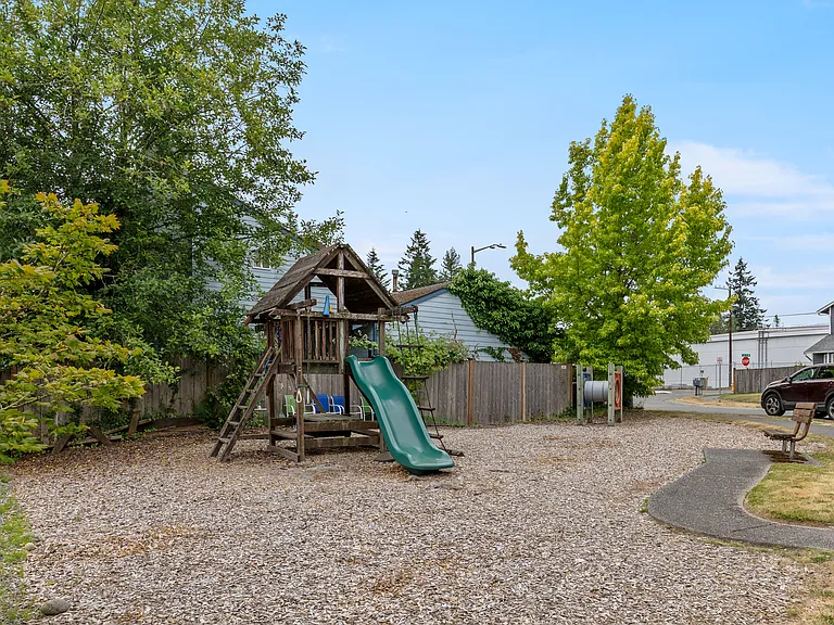 3415 151st Pl SW — Photo 31