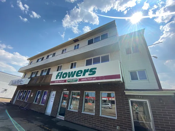 7235 101st Ave NW #205, Edmonton, AB T6A 0H9