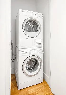 Rented by Mirador Real Estate | media 25