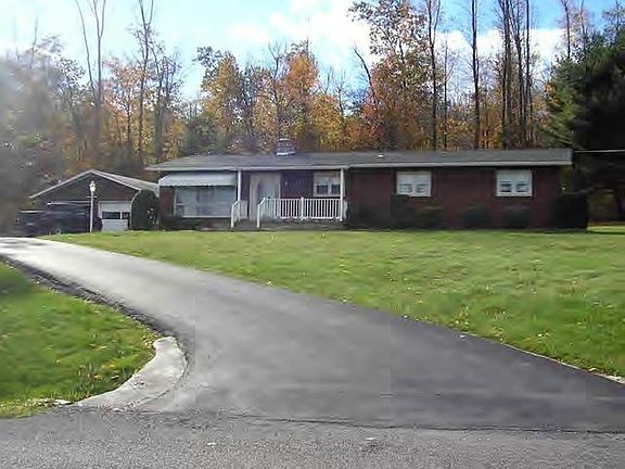 2nd image of 765 Lawn Dr