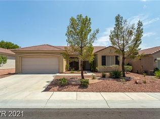 2304 Fox Hills Dr, Henderson, NV 89052