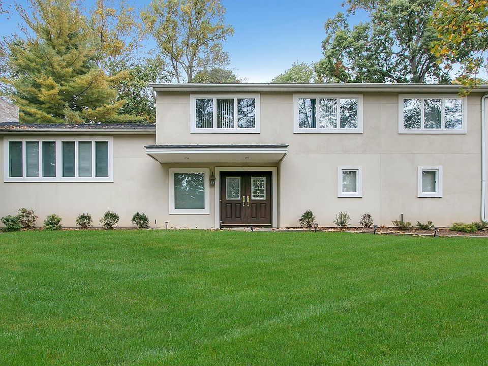 1st image of 383 Faletti Cir