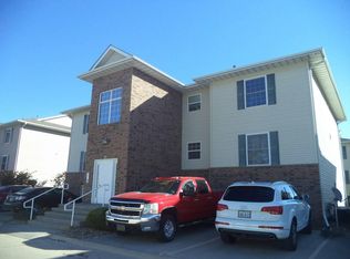 30 Cherry Ct, North Liberty, IA 52317