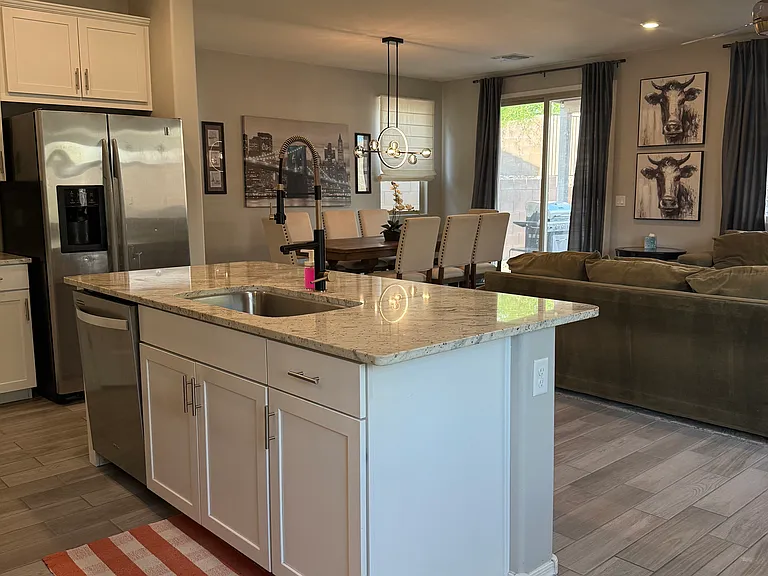 6220 N Catalano Villa Pl — Photo 2
