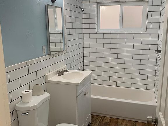 2nd image of 3318 V St