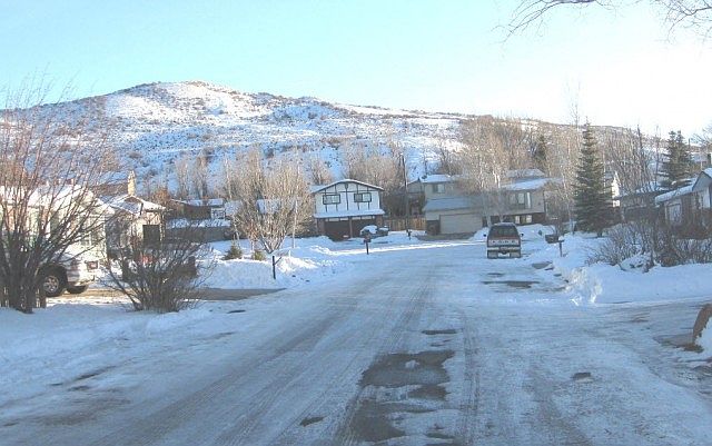 2nd image of 102 Zuni Ct