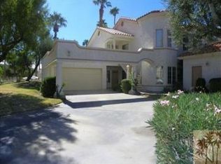 614 Vista Lago Cir N, Palm Desert, CA 92211