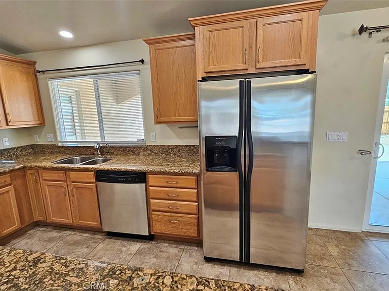 7064 Eucalyptus Ave — Photo 7