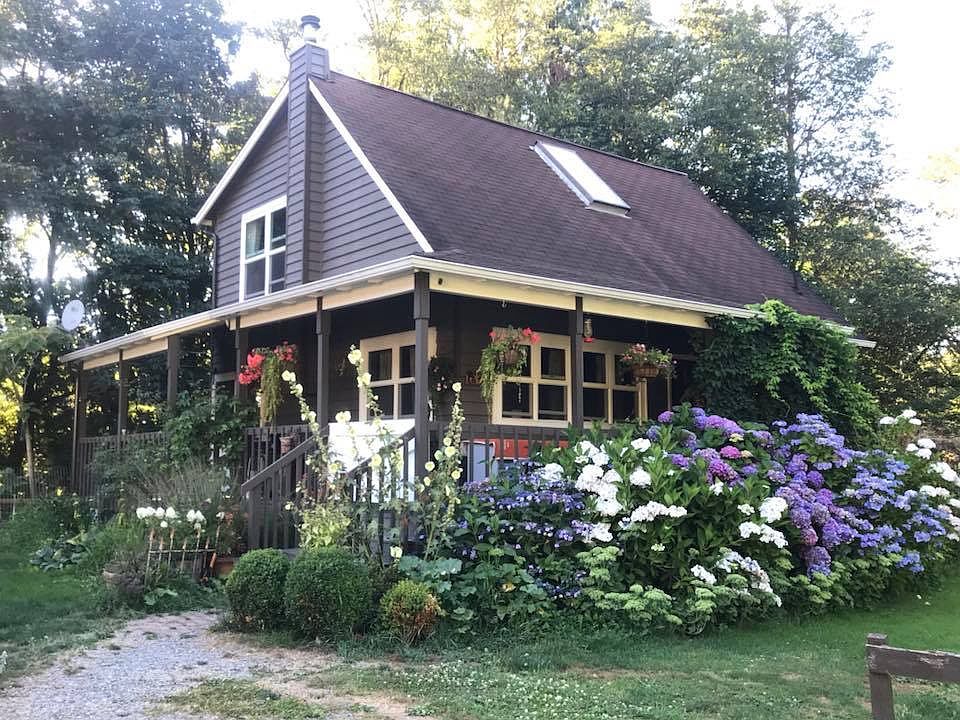 1st image of 1311 NE Heritage Farm Way