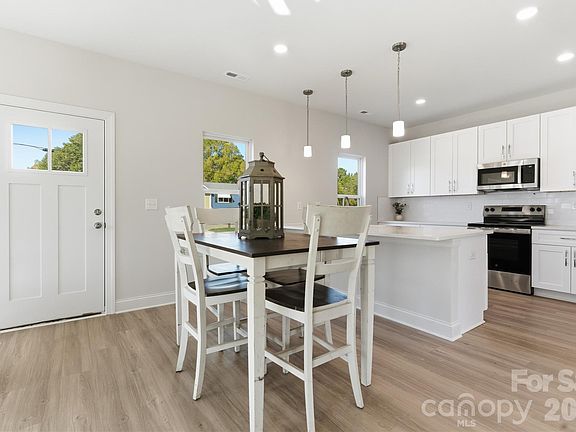 2nd image of 230 1st St S