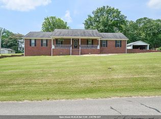 1100 Rain Tree Dr, Tuscumbia, AL 35674