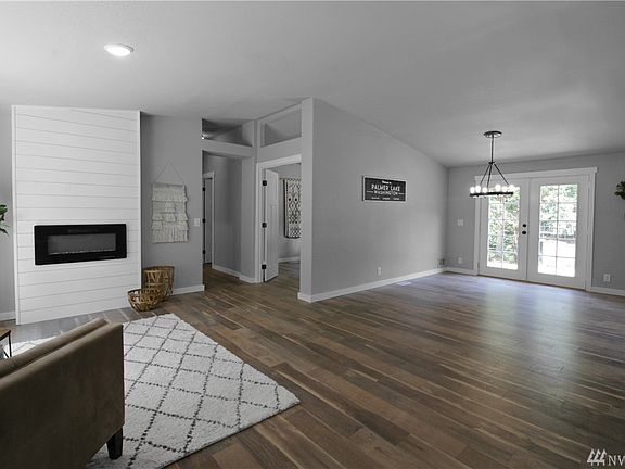 4th image of 12073 Topaz Ln SE