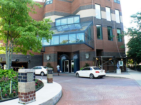 3rd image of 3660 N Lake Shore Dr APT 1313