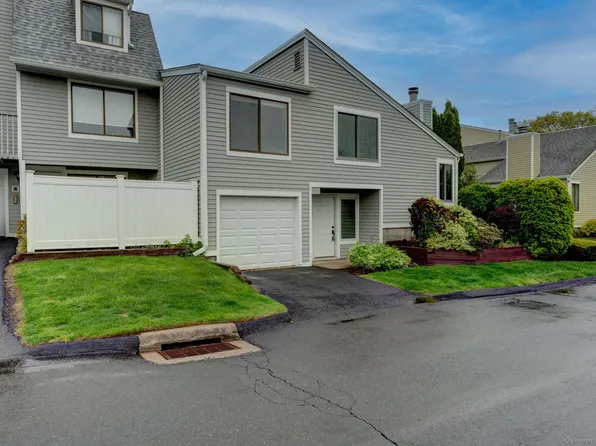 55 Peddlars Drive #55, Branford, CT 06405