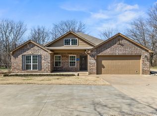 4877 E 475th Rd, Claremore, OK 74019