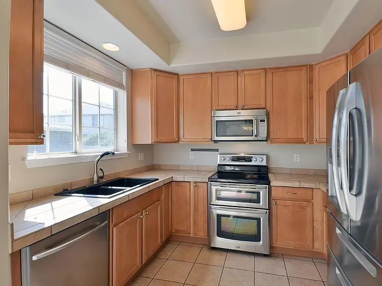9147 W 107th Pl — Photo 5
