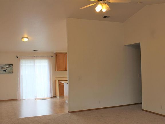 5th image of 2020 Heartwood Dr
