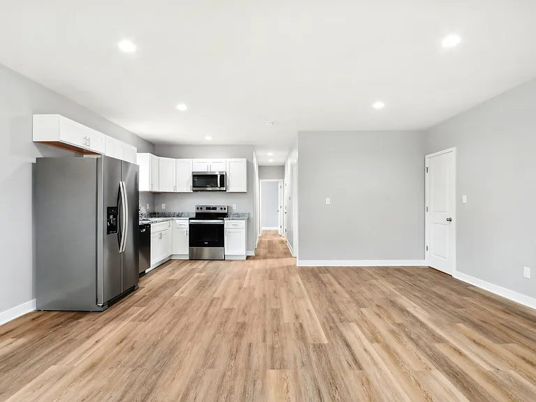 2805 N Talbott St #A — Photo 14