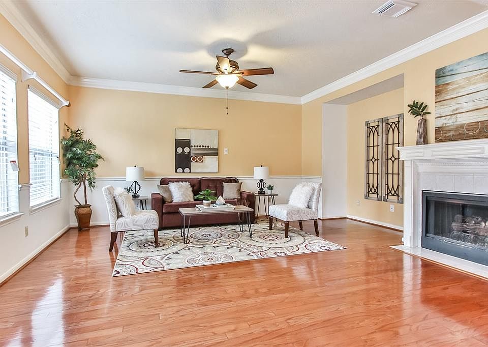 1st image of 3703 Landon Park Dr