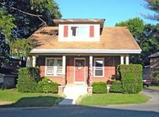 7 Crest Ave, Lancaster, PA 17602