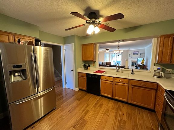 5th image of 11039 Wandering Oaks Dr