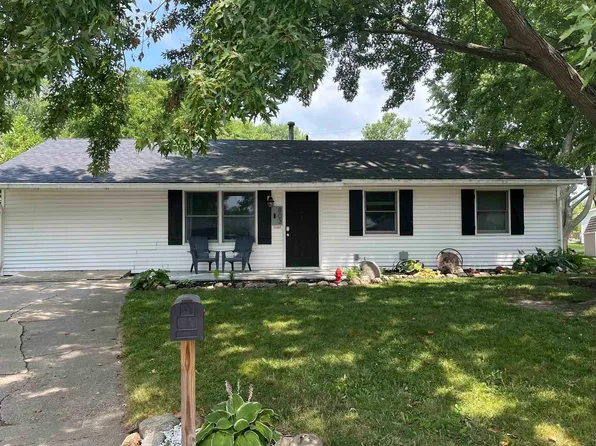 803 N Locke Ct, Nappanee, IN 46550