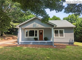 1067 Nuway Cir NE, Lenoir, NC 28645