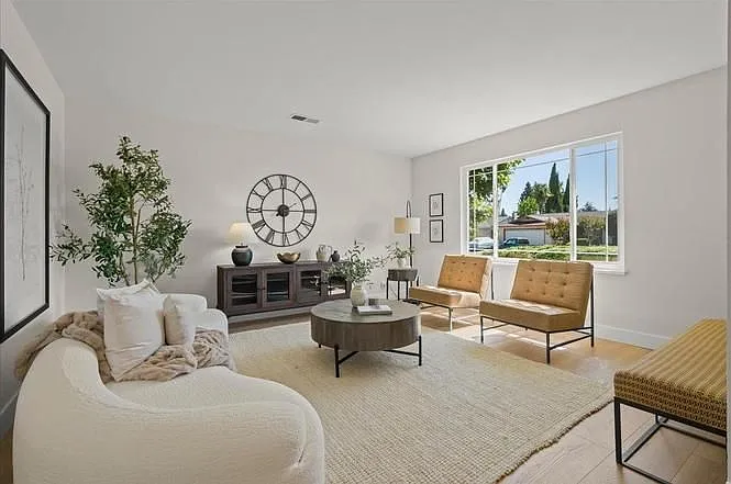 7631 Santa Paula Dr — Photo 3