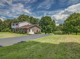 2116 Boone St, Gray, TN 37615