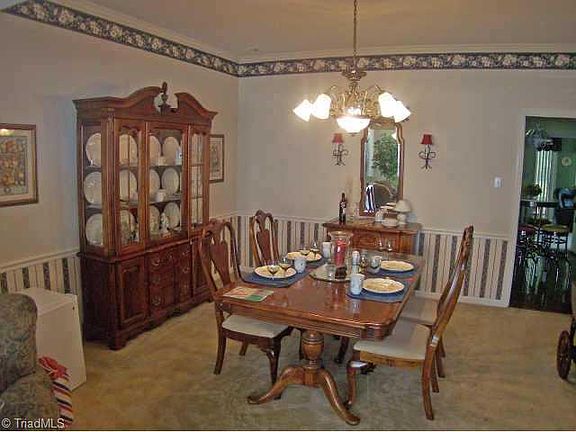 4th image of 1 Fountain Manor Dr Unit F