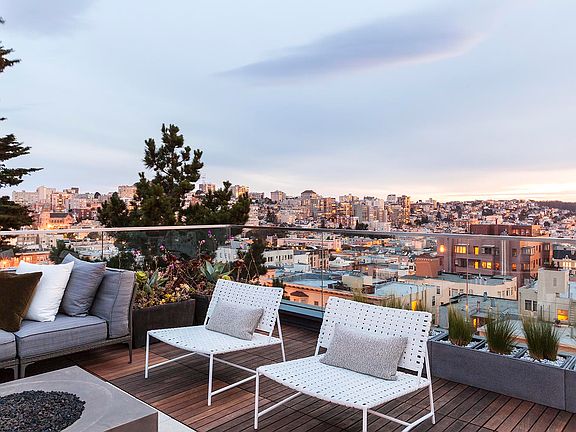 4th image of 1269 Lombard St