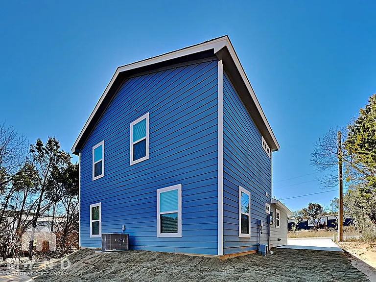 2703 Stellar Ct — Photo 20