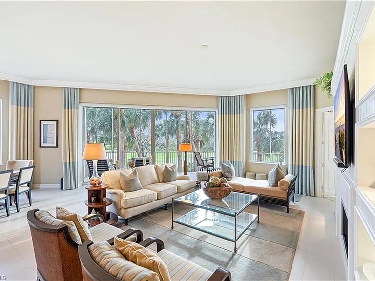 4751 W Bay Blvd #101 — Photo 3