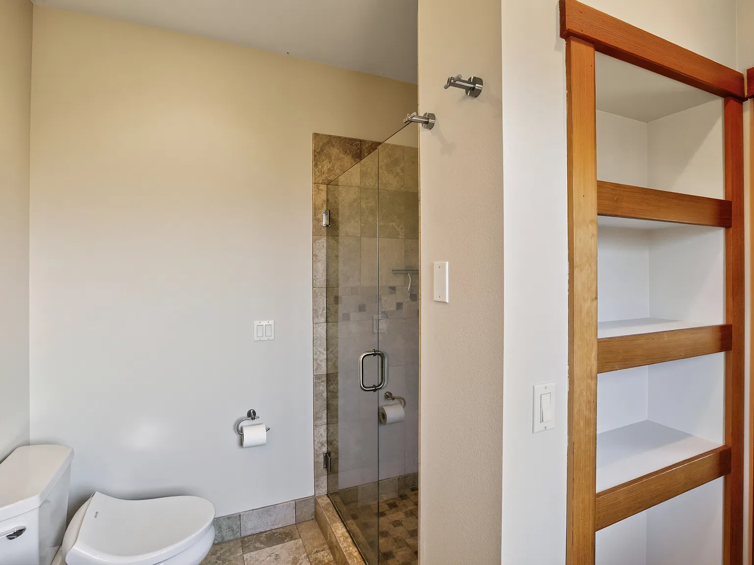 William Dr, White Salmon — Photo 4