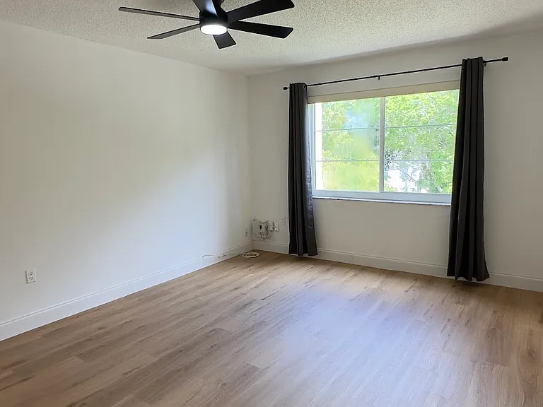 8280 SW 24th St #731 — Photo 20