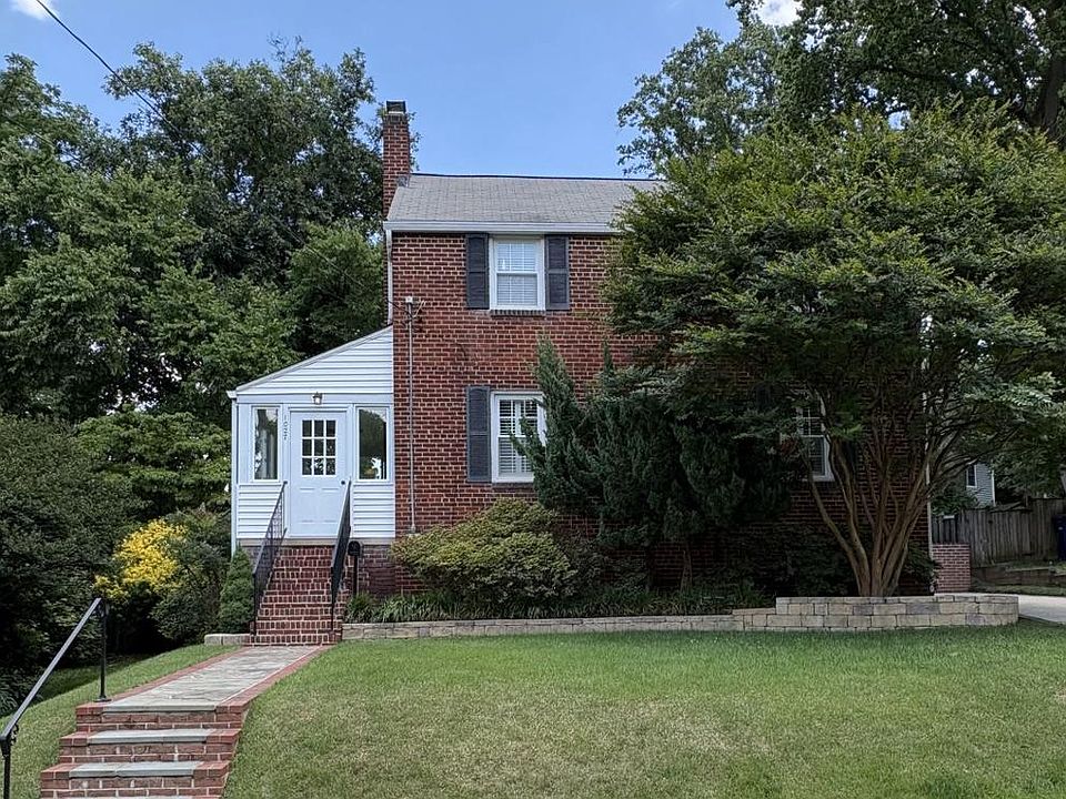 1st image of 1027 N McKinley Rd