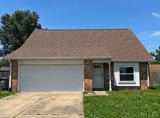 4212 Spring Valley Rd, Evansville, IN 47715
