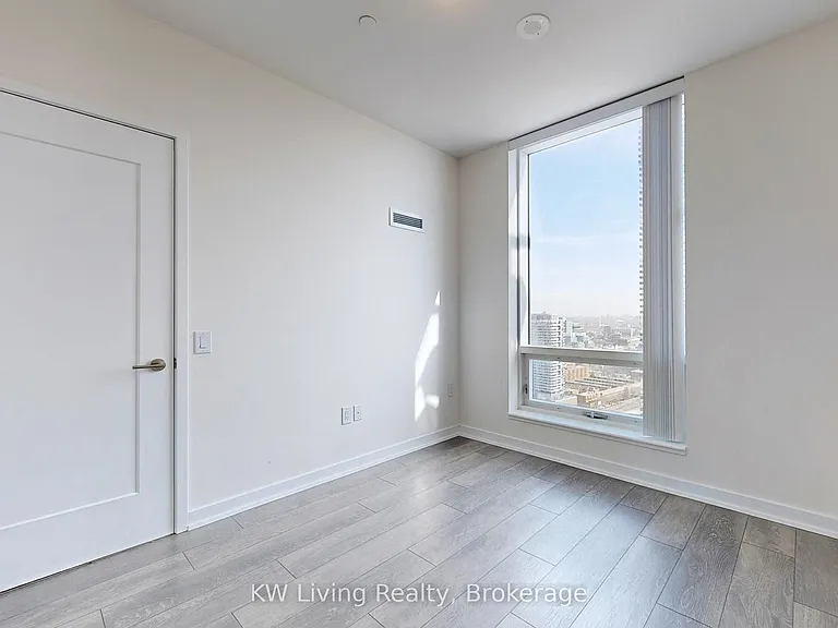 28 Freeland St #1907 — Photo 16