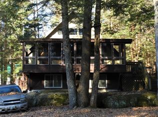 66 Autumn Rd, Hillsboro, NH 03244