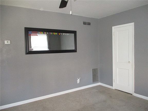 3rd image of 568 Mount Vernon Dr #568
