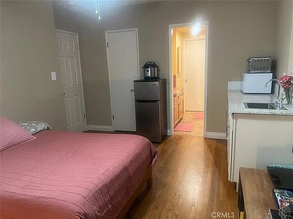 2nd image of 3405 Mulldae Ave
